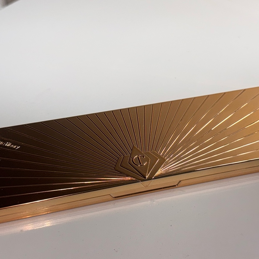 Charlotte Tilbury pillow talk eyeshadow
